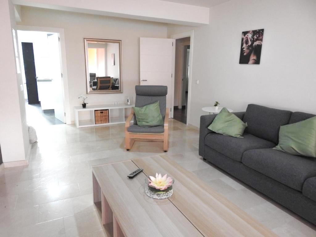 Carihuela Beach Suite Apartment Torremolinos Exterior foto